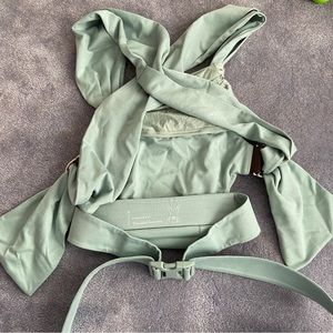 Lalabu Simple Wrap in Sage